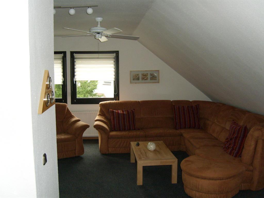 Ferienwohnung لايشلينغن الغرفة الصورة