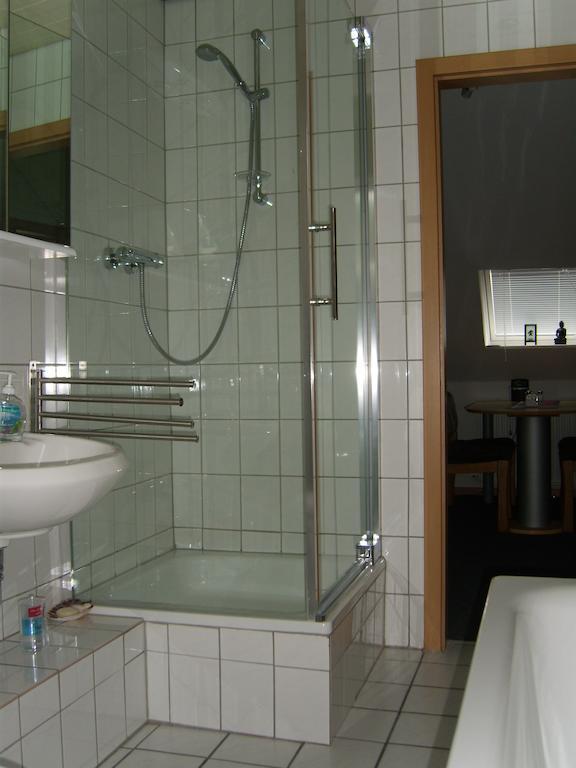 Ferienwohnung لايشلينغن الغرفة الصورة